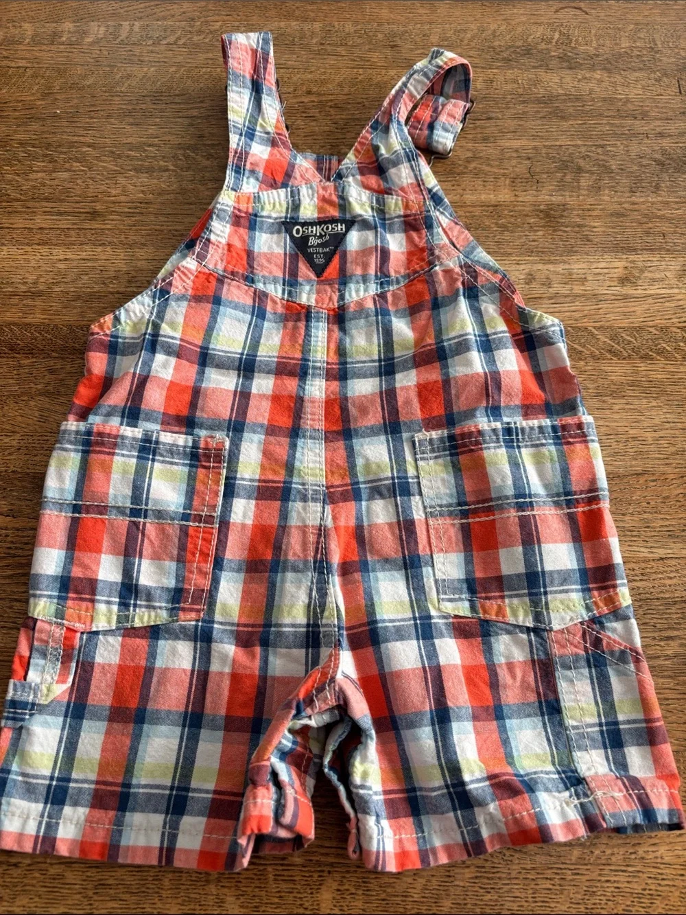 OshKosh B'gosh Plaid and Checkered Overall Shorts size 12 M Great Condition! - Picture 7 of 9
